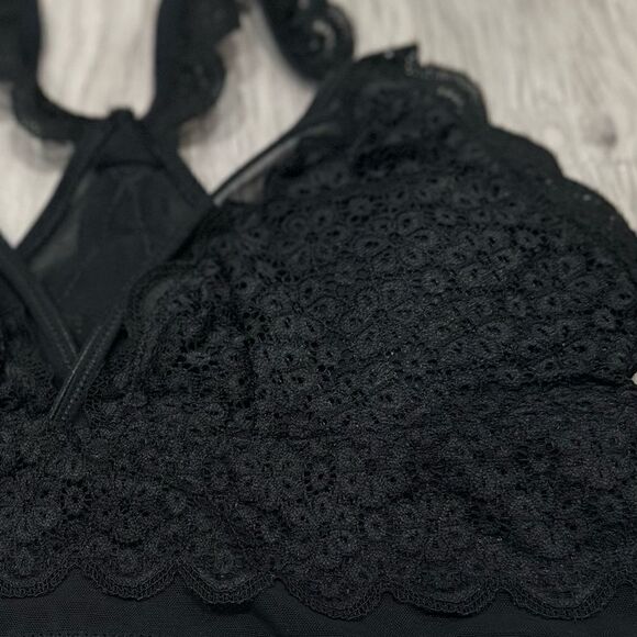 NWT Aerie Black Floral Eyelet Bralette - Picture 5 of 5